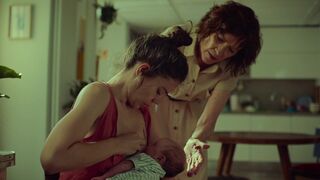 Laia Costa tits ⭐ Lactation Scene ⭐ Cinco lobitos (2022)