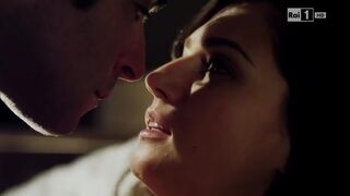 Stella Egitto nude ⭐ Gli anni spezzati s01e02e04 (2014)