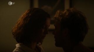 Isabella Krieger nude sex scene ⭐ Rosamunde Pilcher e154 (2019)