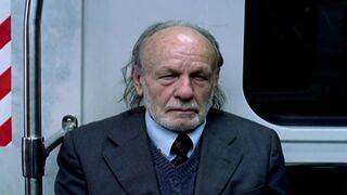 Lola Duenas topless ⭐ En camas separadas (2003)