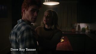 Lili Reinhart hot, Camila Mendes sexy - Riverdale (2022)  s06e12
