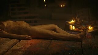 Micaela Ramazzotti, Isabelle Huppert, Anna Gargano, Lolita Chammah adult - Caravaggio's shadow (2022)