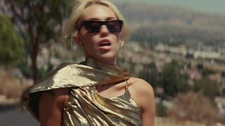 Miley Cyrus Hot ⭐ Flowers (2023)