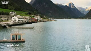 Tamina Kallert - Wunderschön Norwegen (2022) topless scenes