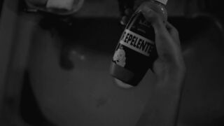 Gabriela Poester nude - Bruxa de Fábrica (2015)