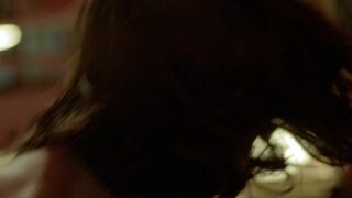 Daphne Scoccia Topless ❤️ ⭐ Nel bagno delle donne (2020)