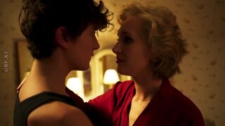 Susanne Gschwendtner sexy, Theresa Riess hot ⭐ Jeanny - Das fünfte Mädchen (2022)