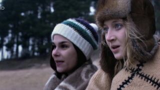 Anna Maria Muhe, Christina Drechsler topless - Novemberkind (2008)