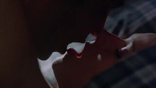 Classic Celebs Sex Scene | Gwyneth Paltrow, Jeanne Tripplehorn - Sliding Doors (1998)