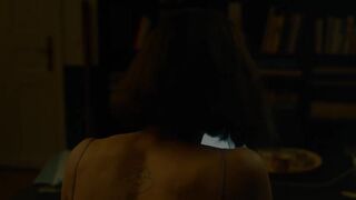 Sara Giraudeau nude ⭐ Le sixième enfant (2022)