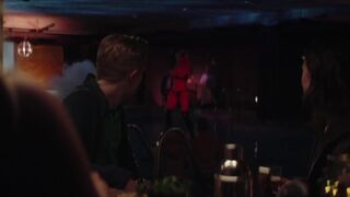 Aylin Tezel, Marina Sista Tauscher hot sex scene ⭐ Unbroken s01e03 (2021)