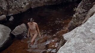 FULL FRONTAL & NAKED LESBIAN KISS SCENES ⭐ Morgane Line Vallée sexy, Margot Naviaux ⭐ Ondes Solitaires (2020)