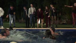 Azul Fernandez, Lesley Grant, Claudia Vega, etc - Merli. Sapere Aude s01e08 (2019) Nudity Video