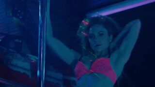 Marie-Pier Labrecque Sexy Strip Scene ⭐ Les vieux chums (2020)