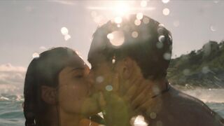 Caroline Hartig, Lena Klenke sexy ⭐ Blackout (2021) s01-e03