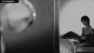 Roberta Mattei Topless ⭐ Dimmi cosa vedi (2010)