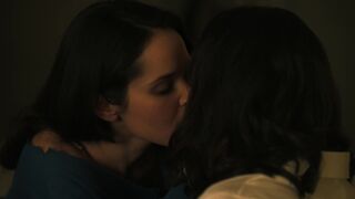 Hot Lesbian Scene with Shanley Caswell, Paloma Guzman - Power Book III Raising Kanan (2022) s02e06