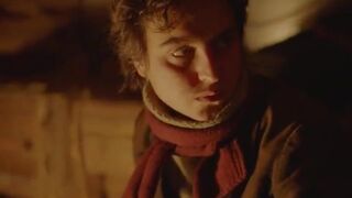 Celeste Cescutti topless ⭐⭐iccolo corpo (2021)