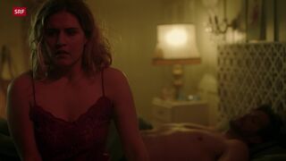 Morgane Ferru - Wilder ⭐ Kies s04e02 (2022) Interrupted sex