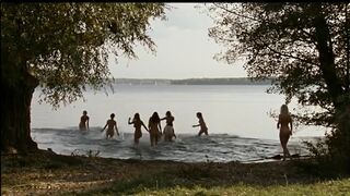 Explicit Public Nudity Scenes with Alina Levshin, Ioana Iacob naked ⭐ Im Angesicht des Verbrechens s01e05-06 (2010)