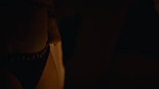 Lesbian Scene ⭐ Aylin Tezel, Yuval Scharf nude ⭐ Der Russe ist einer, der Birken liebt (2022)