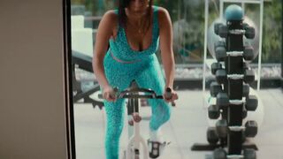 Madison Pettis, Phoebe Miu sexy - Margaux (2022)