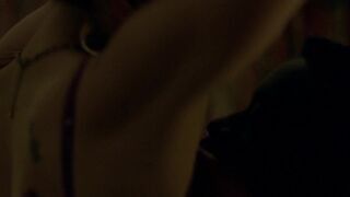 Short Topless Actress a SexScene ⭐ Cleo Pires nude ⭐ Operações Especiais (2015)