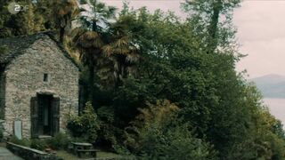 Katharina Nesytowa sexy - Der Feind meines Feindes (2022) Peeping Episode