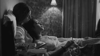 Lesbian Hot Scene ⭐ Esther Garrel sexy ⭐ Astragal (2015)