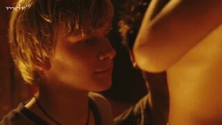 Franziska Schlattner, Jessica, Julia Hummer Nude ⭐❤️ Crazy (2000)