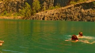 Zuzana Kravarikova sexy hot ⭐ Indián (2022)