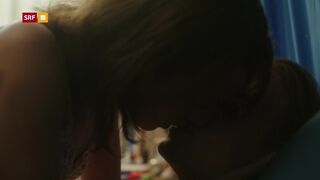 Alida Bohnen hot - Tatort e1217 (2022) bedroom scene