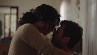 Sex Scene ⭐ Funda Eryigit hot ⭐ Chokehold (2023)