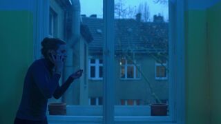 Carole Jachtmann naked - Morgenflimmern (2019) Bathroom Naked Actress