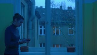 Carole Jachtmann naked - Morgenflimmern (2019) Bathroom Naked Actress