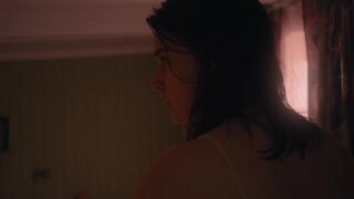 Inga Ibsdotter Lilleaas nude ⭐ Outline (2019) Bath Scene
