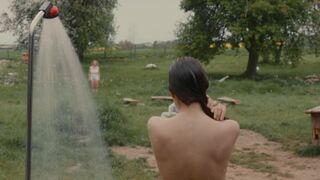 Public Nudity Sauna scene with Elisa Plüss, Henriette Confurius, Judith van der Werff nackte - Ich Ich Ich (2021)