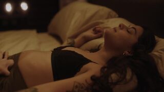 Hot Bedroom Scene ⭐ Sofia Black-D'Elia sexy ⭐ Single Drunk Female s02e09 (2023)