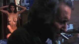 Explicit Adult | Ana Abott Naked ⭐ Retrato do artista com um 38 na mão (2000)