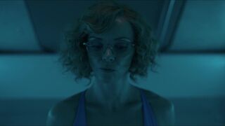 Lauren Ambrose sexy, Tawny Cypress hot, Christina Ricci adult ⭐ Yellowjackets s02e07 (2023)