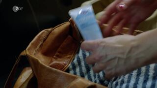 Tanja Wedhorn, Anna Herrmann nude - Fritzie-Der Himmel muss warten (2022)  s03e01-02