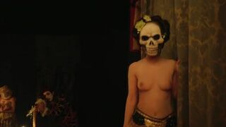 Chloe Py naked. Le Molière imaginaire (2024). Nude on Stage Movie Scene