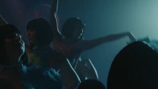 Lola Claire topless, etc - Hotel Cocaine s02e01-02 (2024) Nudityt and Striptease TV scenes