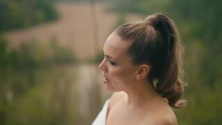 Lucie Vondrácková sexy clip "Šance" (2023) hot musical video