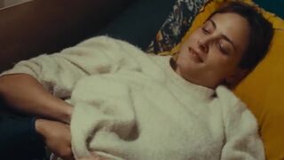 Nora Arnezeder Topless. L'enfant du paradis (2022) French Sex Scenes