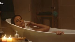 Maribel Verdú sexy. Ana Tramel. El juego s01e01-05 (2021). Bathroom Topless Scene