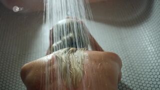 Melanie Marschke Sexy. SOKO Leipzig s22e17 (2021) Hot Actress