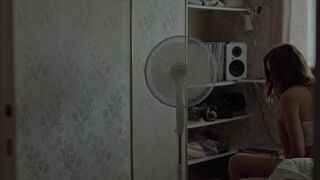 Renate Reinsve naked | Håndtering av udøde (2024). Hot actress