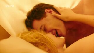 Alzbeta Ferencová hot. Iveta s02e01-03 (2024)