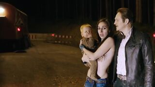 Alexandra Maria Lara nude, Carol Schuler nud - Nachtlärm (2012)